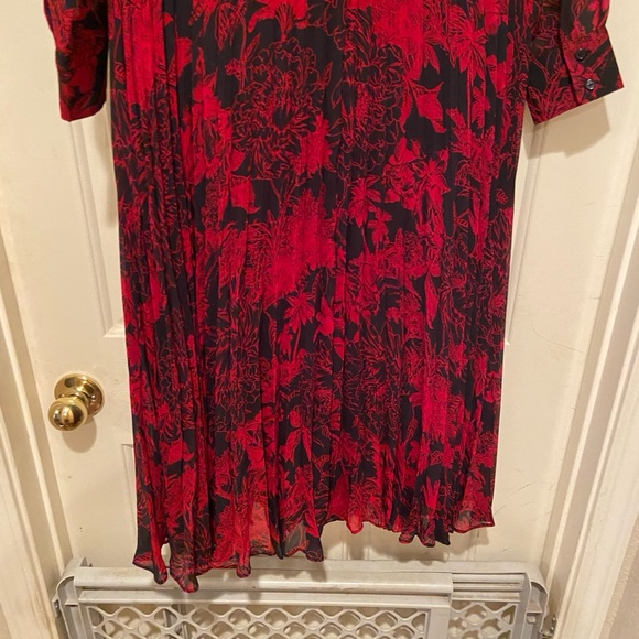 G.I.L.I Got It Love It Pleated A-Line Dress Long Sleeve Sz 6 Black & Red A384609 - Picture 8 of 15